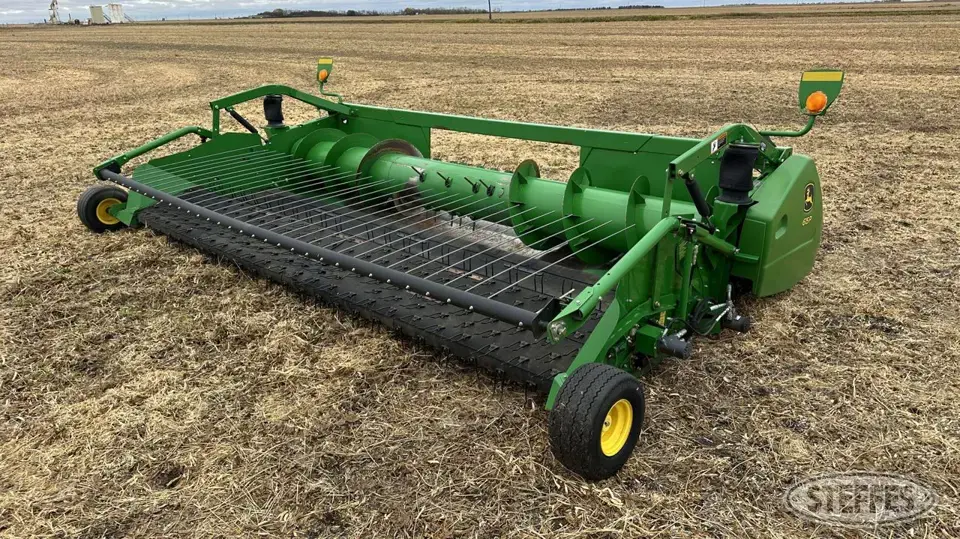 2014 John Deere 615P Pickup Head