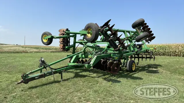 1999 John Deere 512