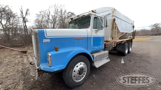 1990 International 9370