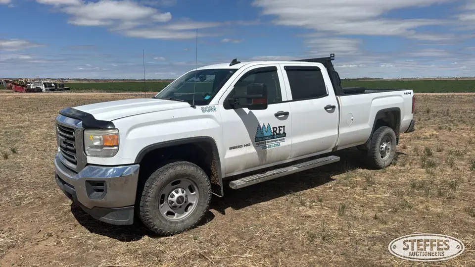 2015 GMC Sierra 2500HD 3 Quarter Ton Pickup
