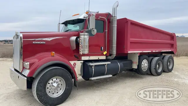 2010 Kenworth W900