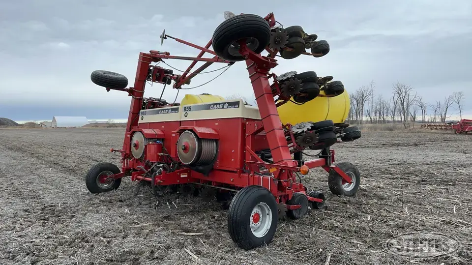 Case IH 955 Cyclo-Air 12 or More Row Planter