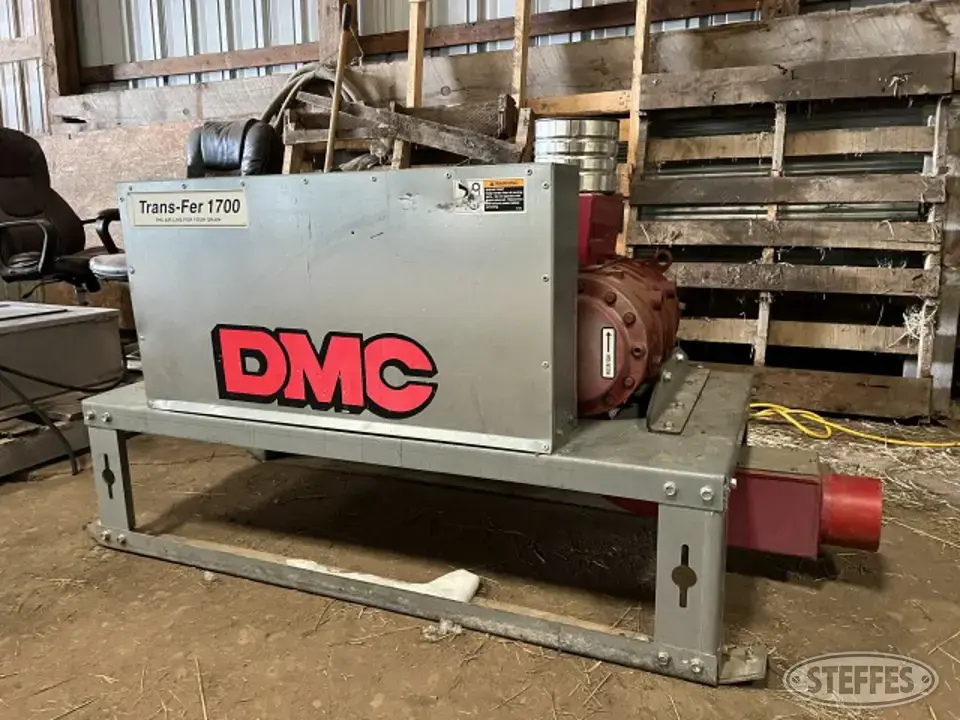 DMC Trans-Fer 1700 Pneumatic Grain Equipment