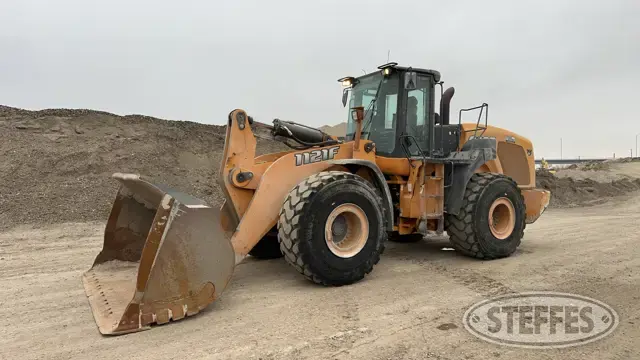 2015 Case 1121F