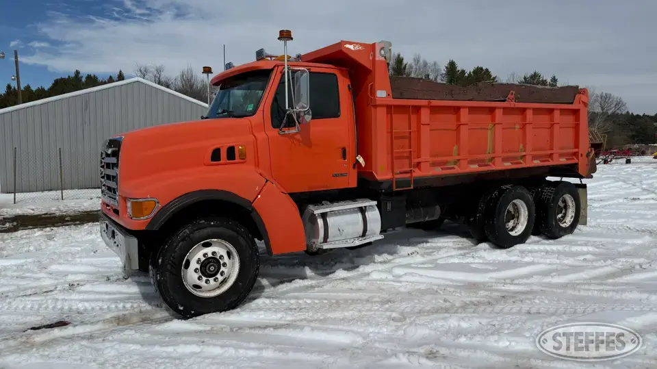 1999 Sterling L9511 Dump Truck
