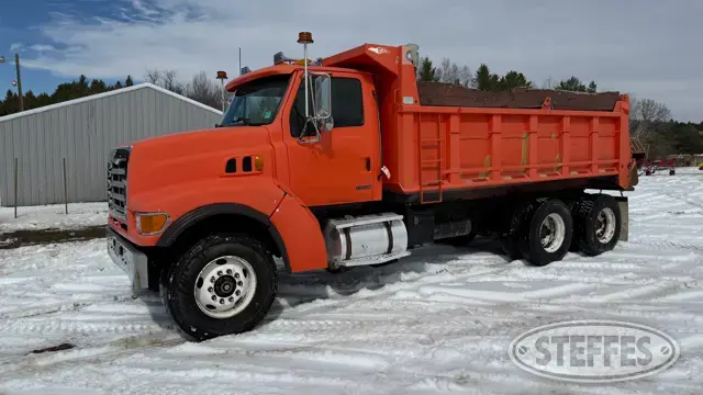 1999 Sterling L9511