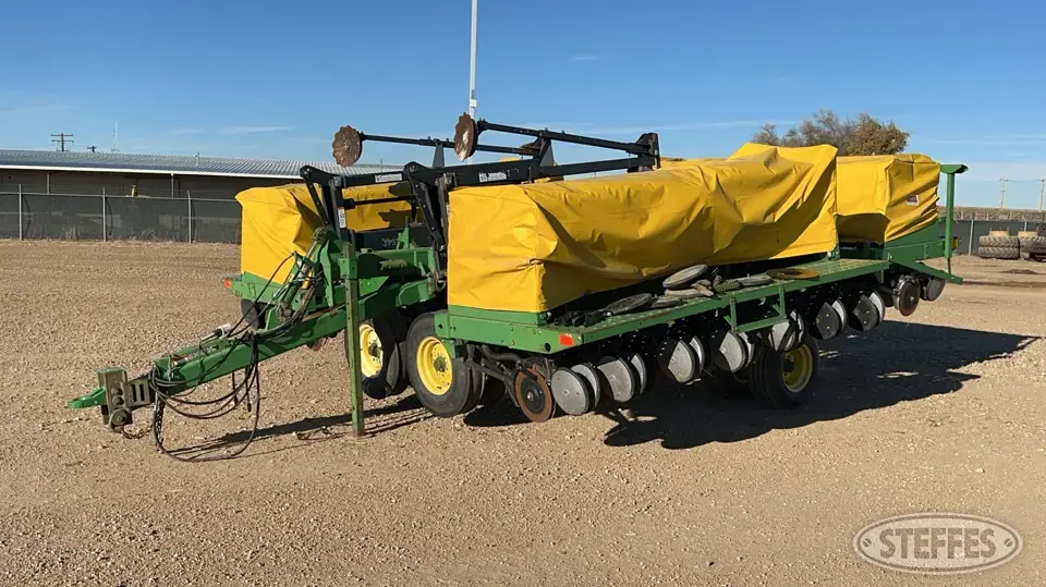 John Deere 455 Press Drill