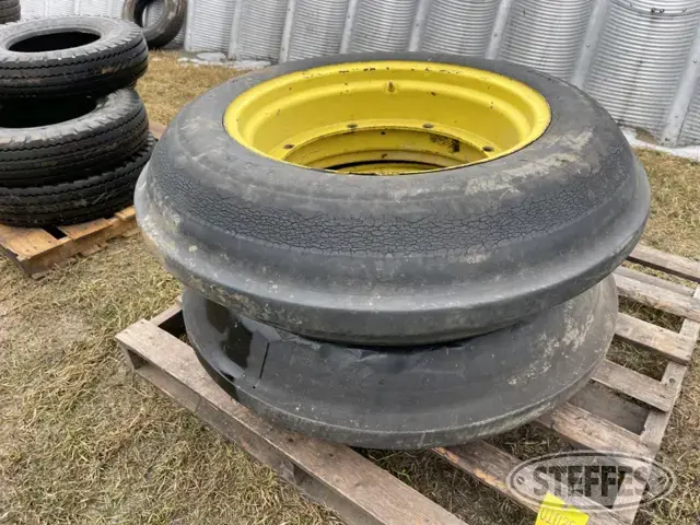 (2) 9.50-24 single rib tires