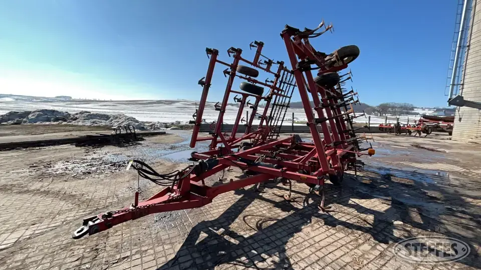 Case IH 5800/4300 Field Cultivator