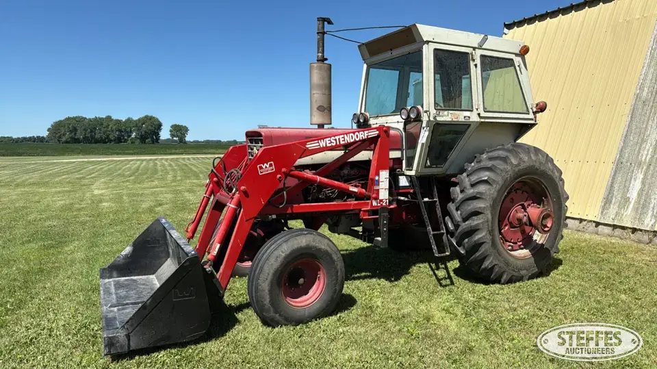 1968 International 756 Collectible Tractor