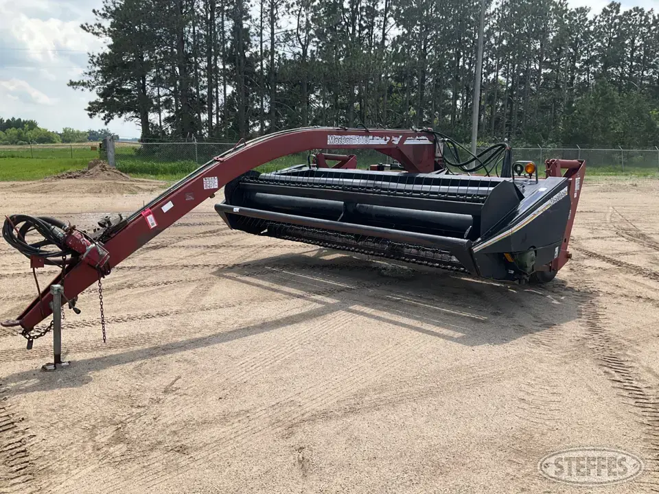 1995 MacDon 5000 Mower Conditioner