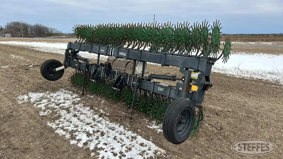 Yetter 3530 Rotary Hoe