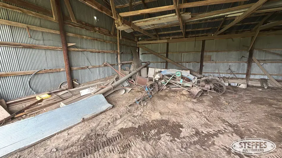 Contents of shed Farm Support Item