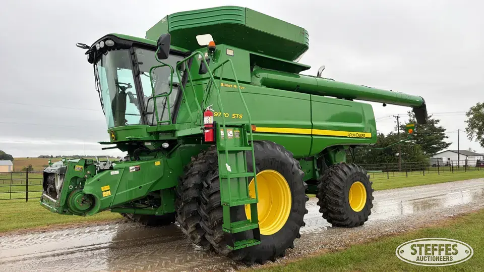 2011 John Deere 9770 STS Combine
