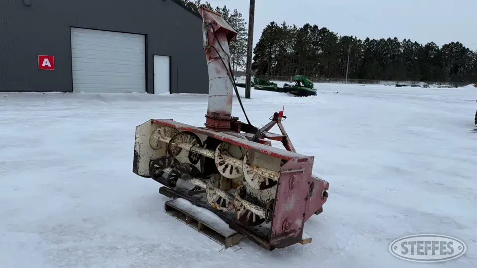 McKee 720 3 Pt. Snowblower