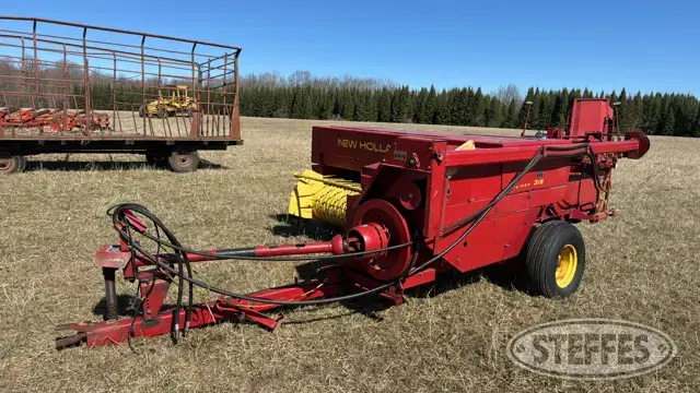 New Holland 315 Hayliner