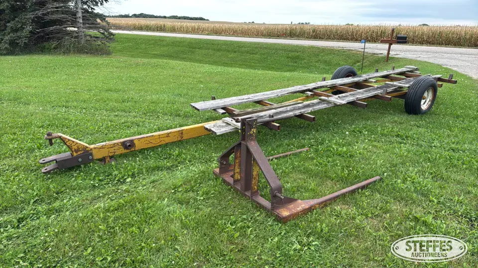 Hay Liner Hayline 300 Bale Transportation