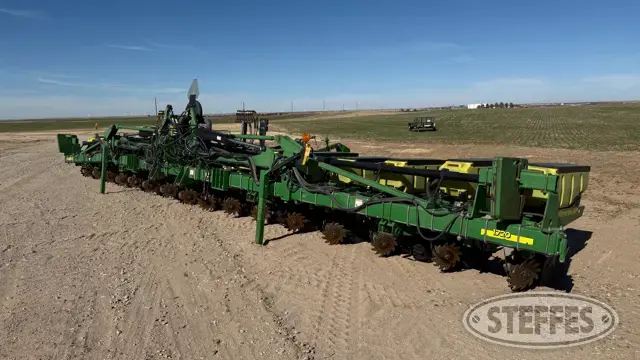 2010 John Deere 1720