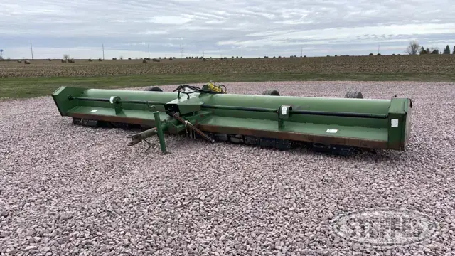 John Deere 120