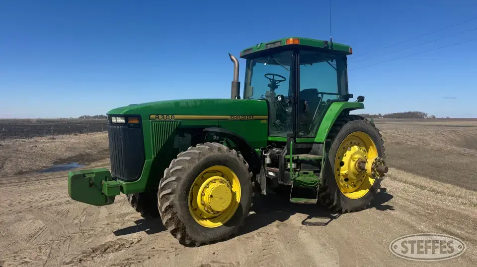 1995 John Deere 8300 MFWD Tractor