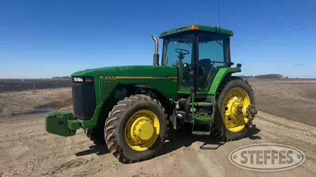 1995 John Deere 8300