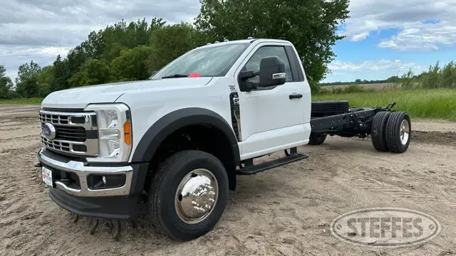 2023 Ford F-600 XL