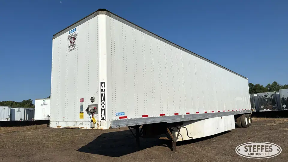 2016 Stoughton AVW-535T-S-C-AR Van Trailer