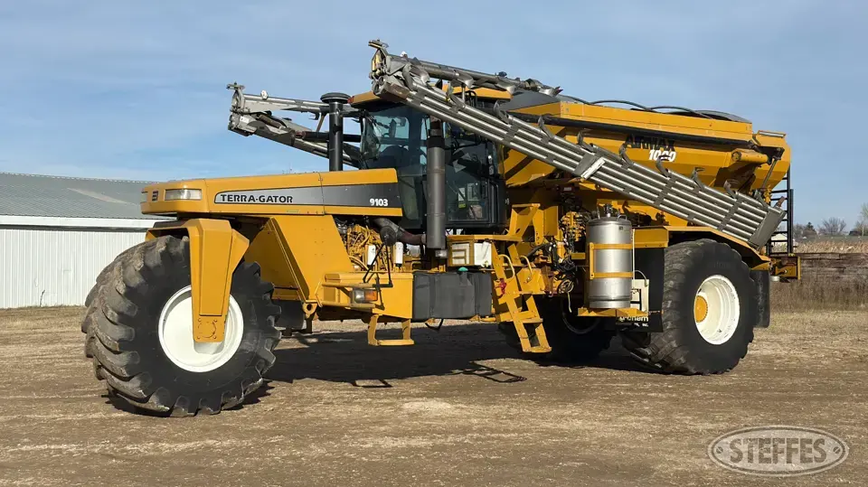 2001 Ag-Chem TerraGator 9103 Self-Propelled Dry Applicators-Spreaders-Floater