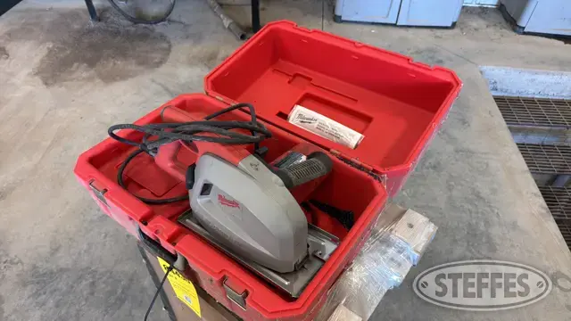 Milwaukee metal cutting circular saw