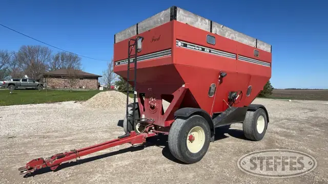 1999 Unverferth 530