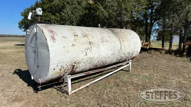 2,000 Gal. Fuel Tank