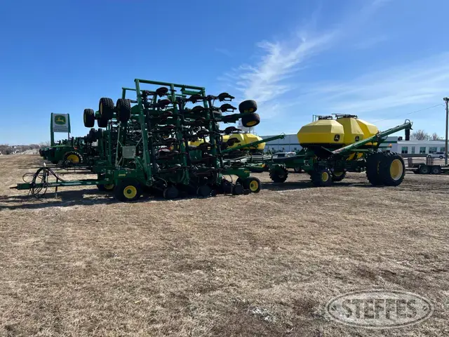 2010 John Deere 1895