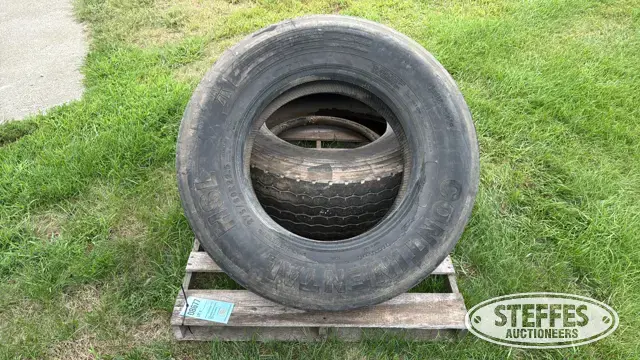 (2) 22.5 tires