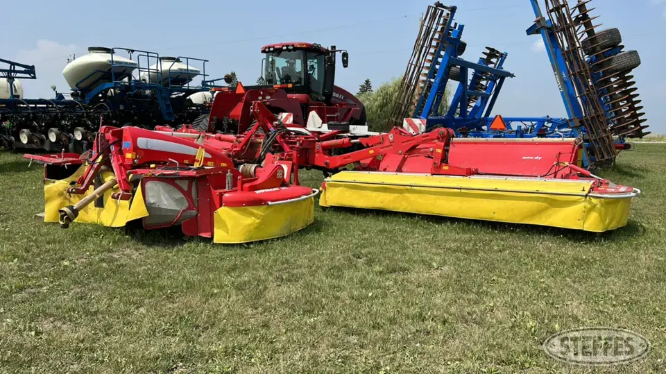 2016 Pottinger Novacat Mower Conditioner