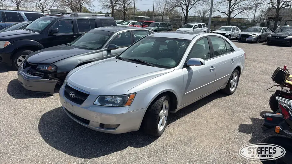 2006 Hyundai Sonata LX Car
