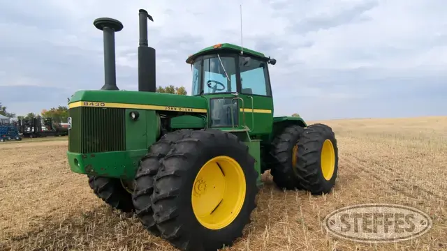 1977 John Deere 8430