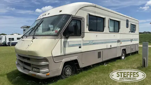 1990 Holiday Rambler 1000