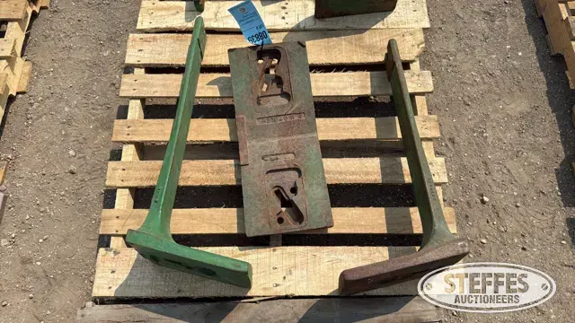John Deere weight brackets & slab weight