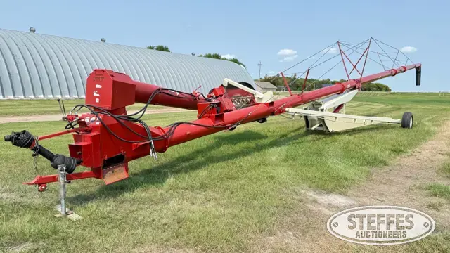Farm King Y1395TM