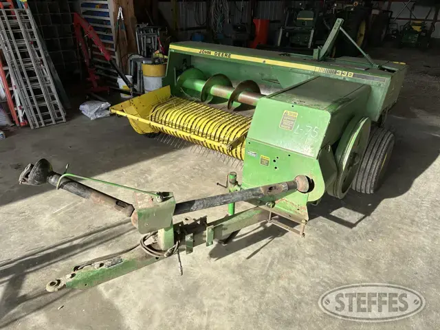 John Deere 338