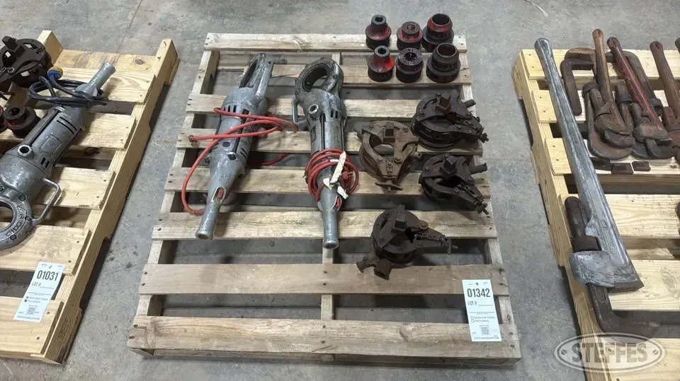 (2) Ridgid 700 Power Tool