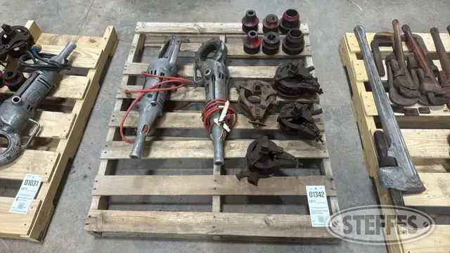(2) Ridgid 700