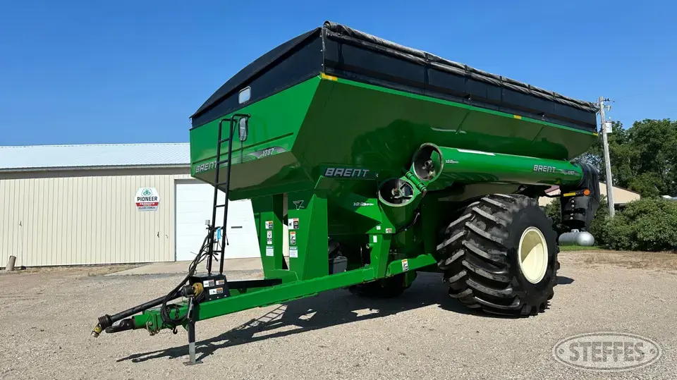 2014 Brent 1282 Grain Cart