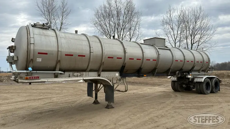 1988 Heil Tank Trailer