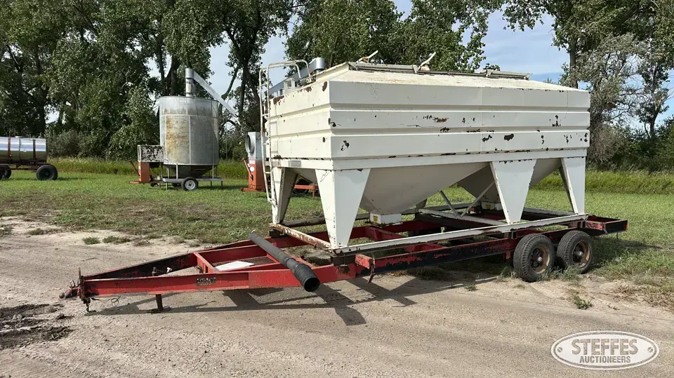 1986 Lode-King HDF 14 9/5 Bulk Seed Tender Trailer