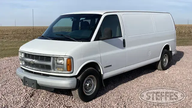 1999 Chevrolet Express 3500