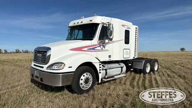 2005 Freightliner Columbia