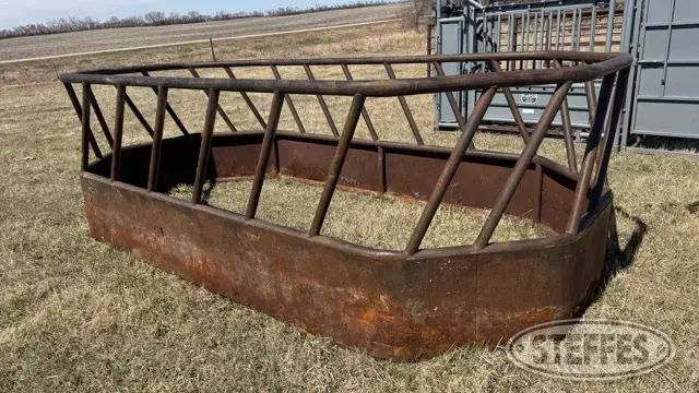 Shop-built HD double bale hay feeder