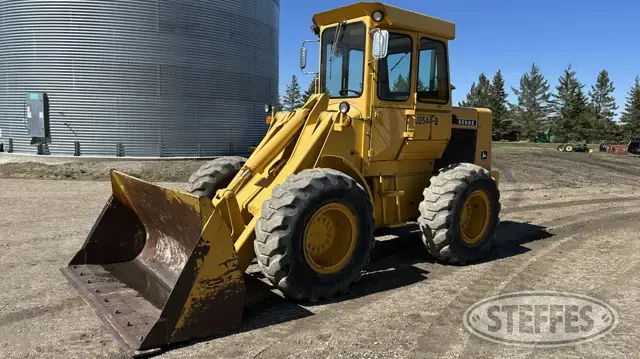 1977 John Deere 544B