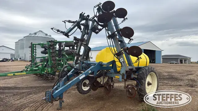 Dalton liquid fertilizer applicator